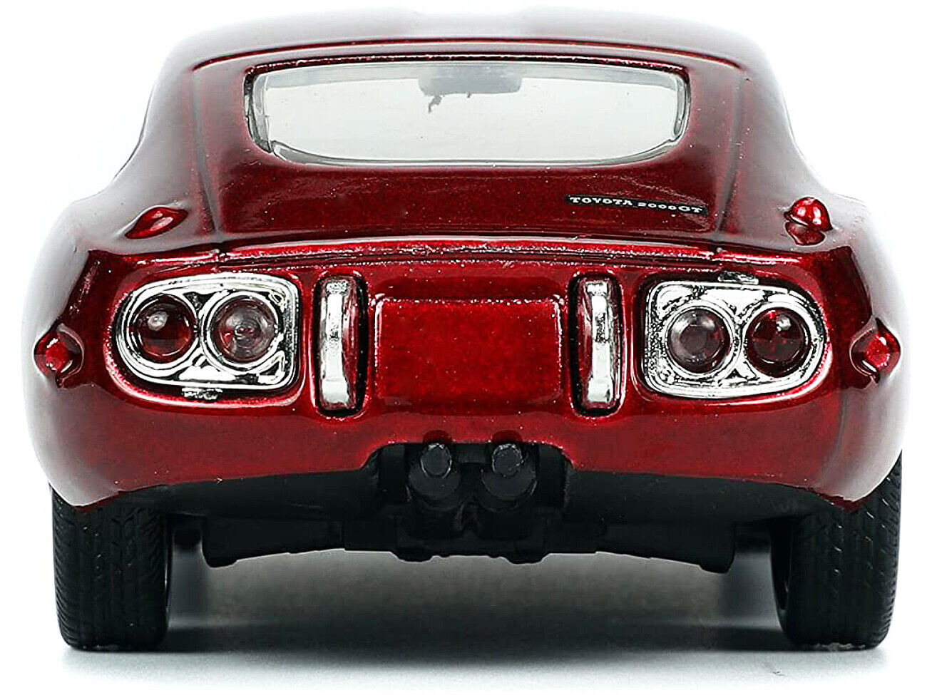 1967 Toyota 2000GT RHD W/Ranger Figurine Diecast Model 33074