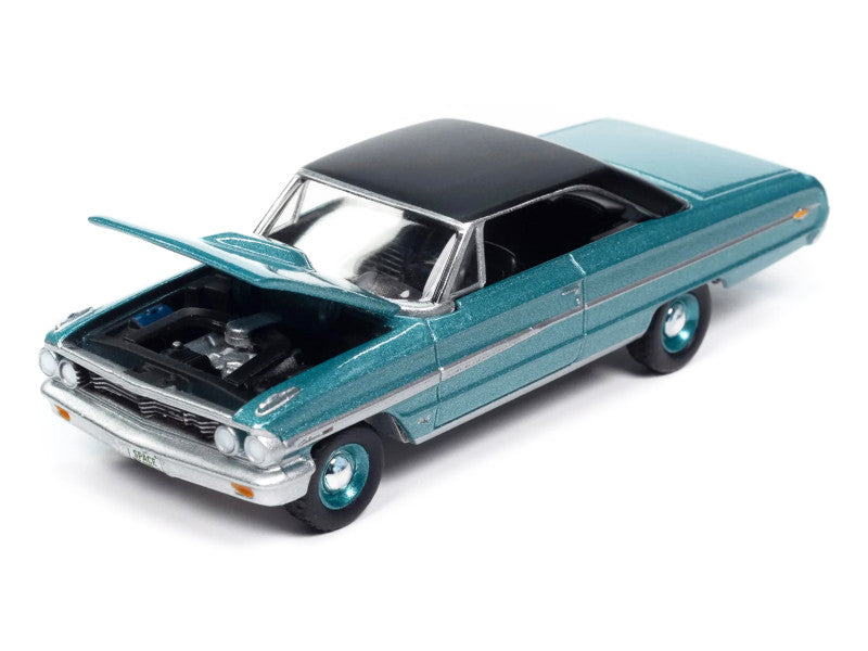 1964 Ford Galaxie 500 XL 1/64 Scale Diecast Model 64482-AWSP174B