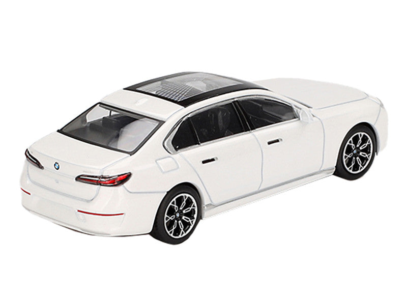 BMW I7 xDrive60 Mineral White 1/64 Scale Diecast Model MGT00819