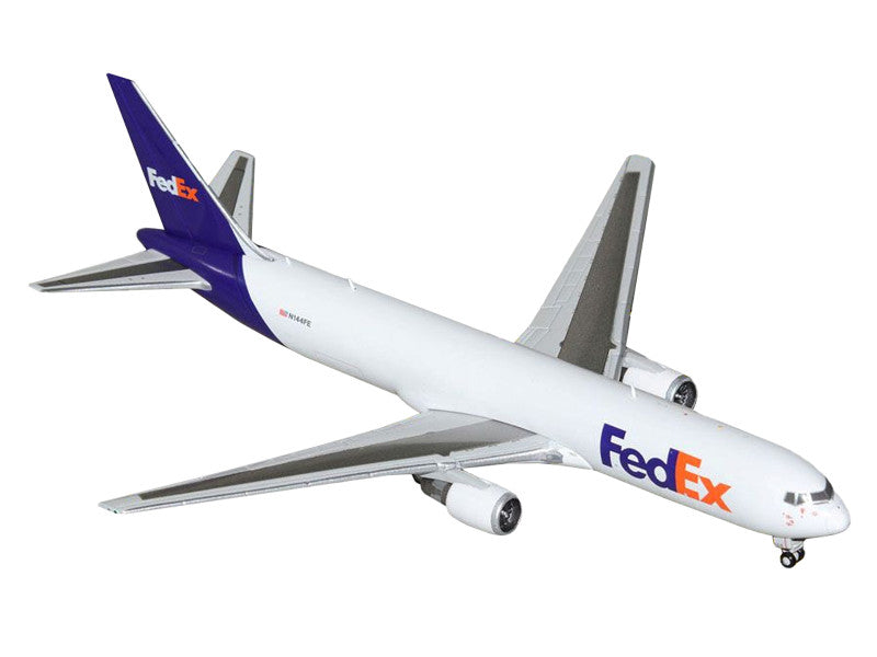 Boeing 767-300F Commercial Aircraft FedEx White W/Purple Tail 1/400 Scale Diecast Model GJ2311