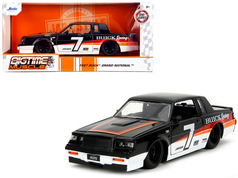 1987 Buick Grand National Buick Racing 1:24 Scale Die cast 35864