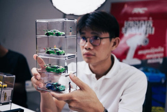 Spot Fakes, Skip Scams: The Die‑Cast Buyer’s Safety Checklist for 2025