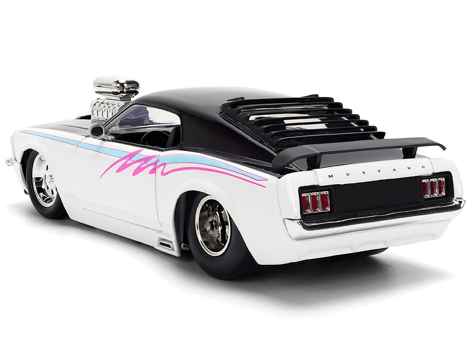 Model of a classic car with a white body and black roof on a white background
