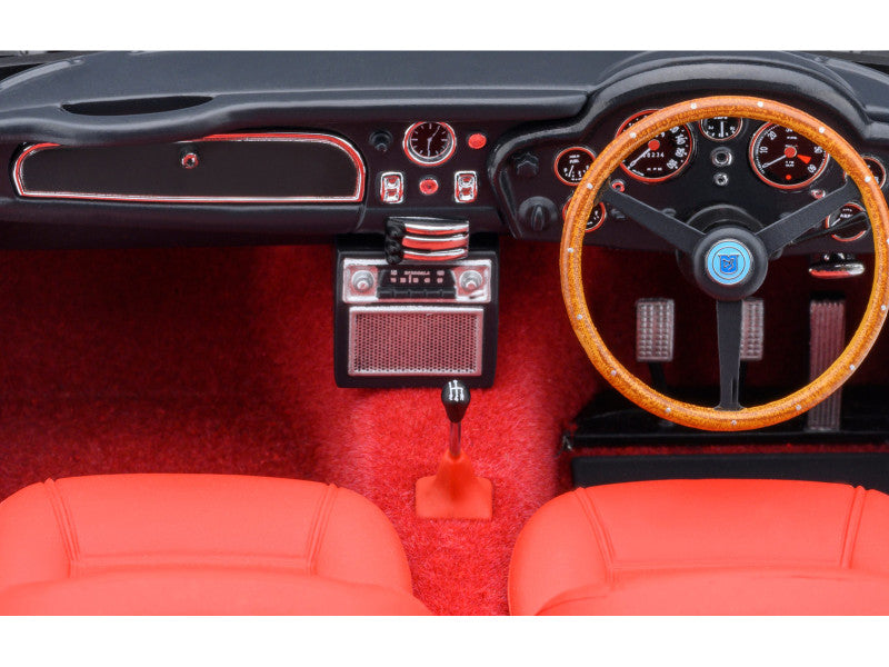 Aston Martin DB5 RHD 1/18 Scale Composite Model 70289