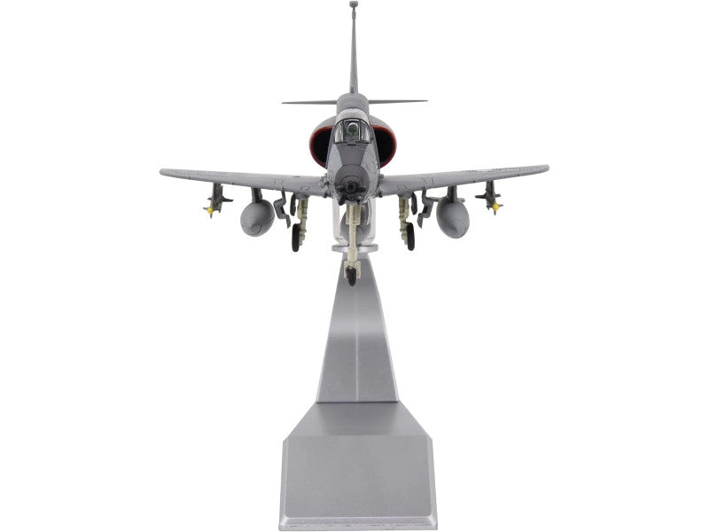 Douglas A-4D Skyhawk Aircraft United States Marine Corps 1/72 Scale Diecast Model FS023A