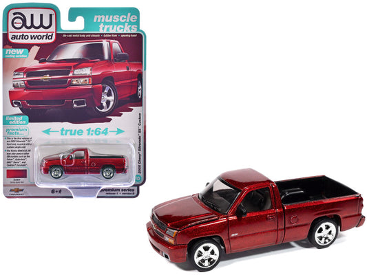 2005 Chevrolet Silverado SS Custom Pickup Truck 1/64 Diecast Model 64502-AWSP190B