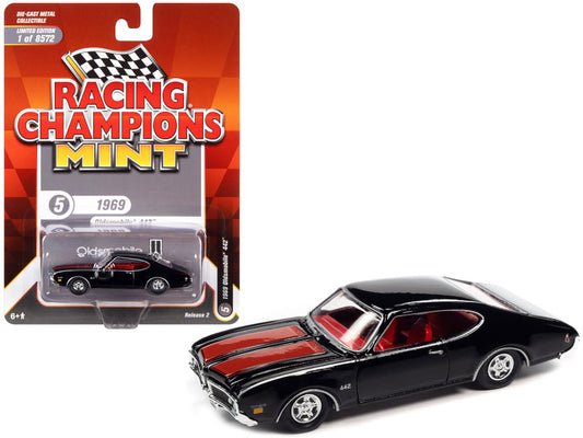 1969 Oldsmobile 442 1/64 Scale Diecast Model RC015-RCSP026